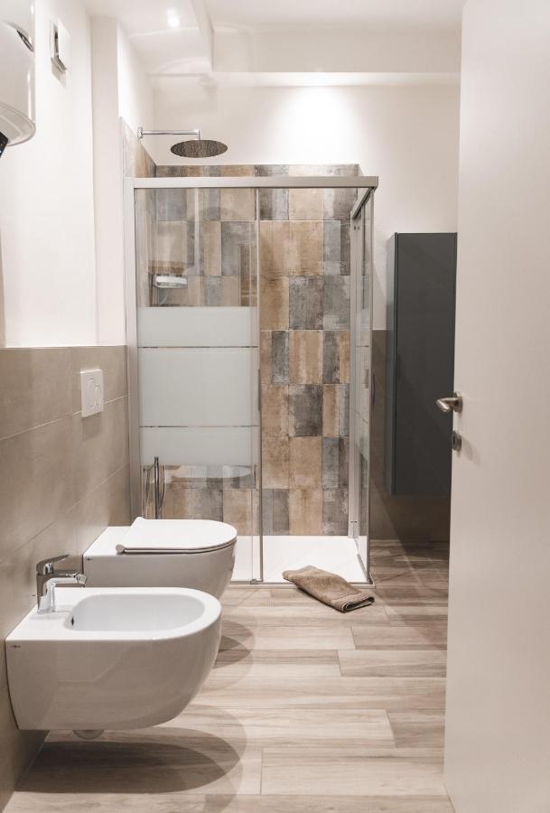 Studio-Appartment - Hotel Lux Мерано Екстер'єр фото
